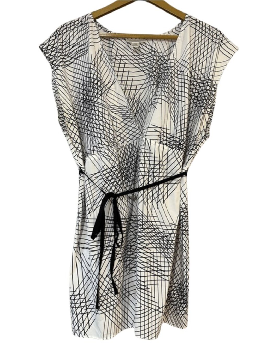 Motherhood Maternity Black White Geometric Dress Size XL Wrap Style